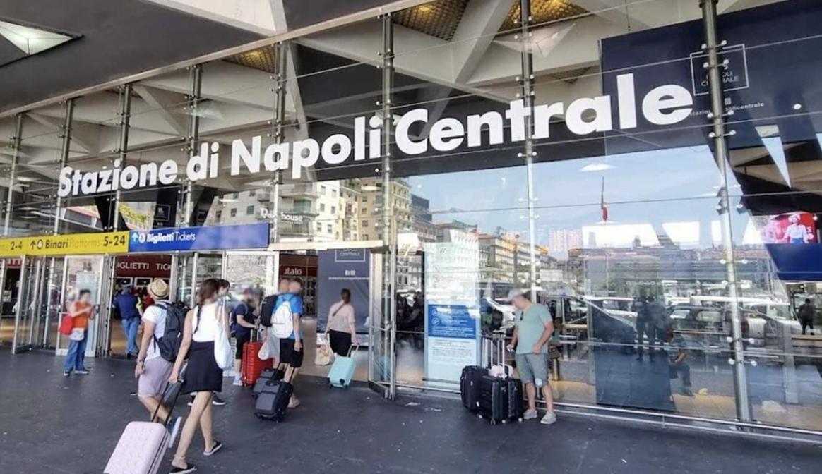 Central Station B&B Napoli Dış mekan fotoğraf